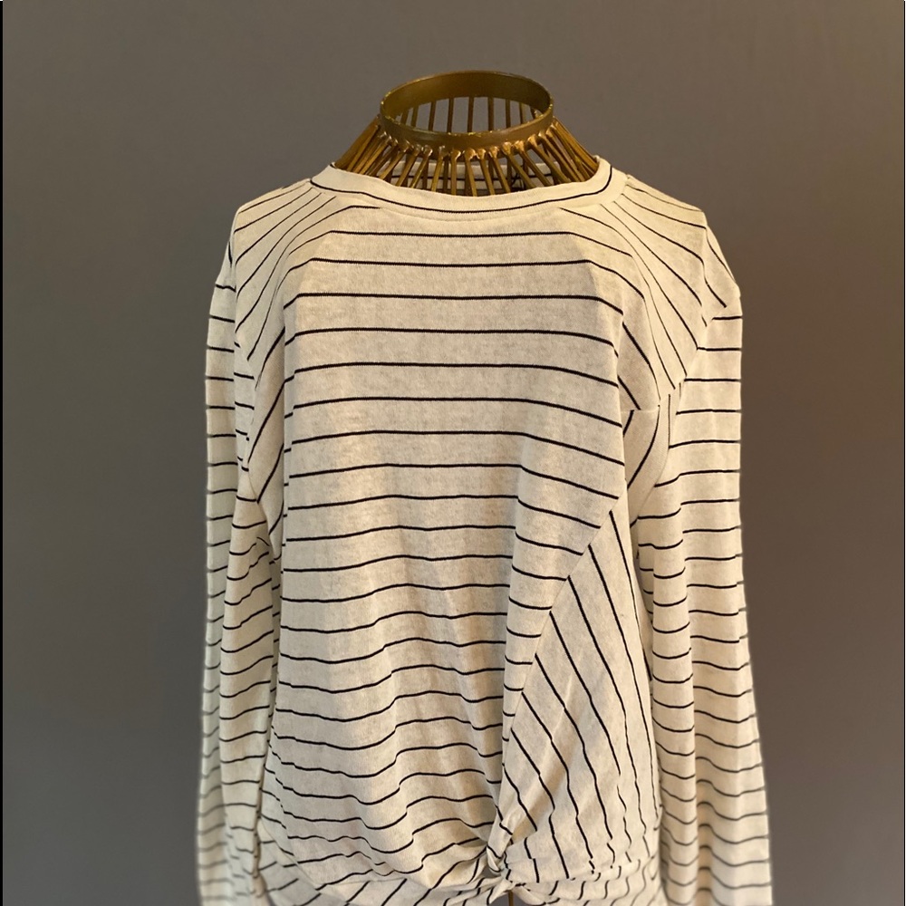 Black & White women’s top